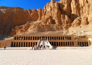 Deir El-Bahari.